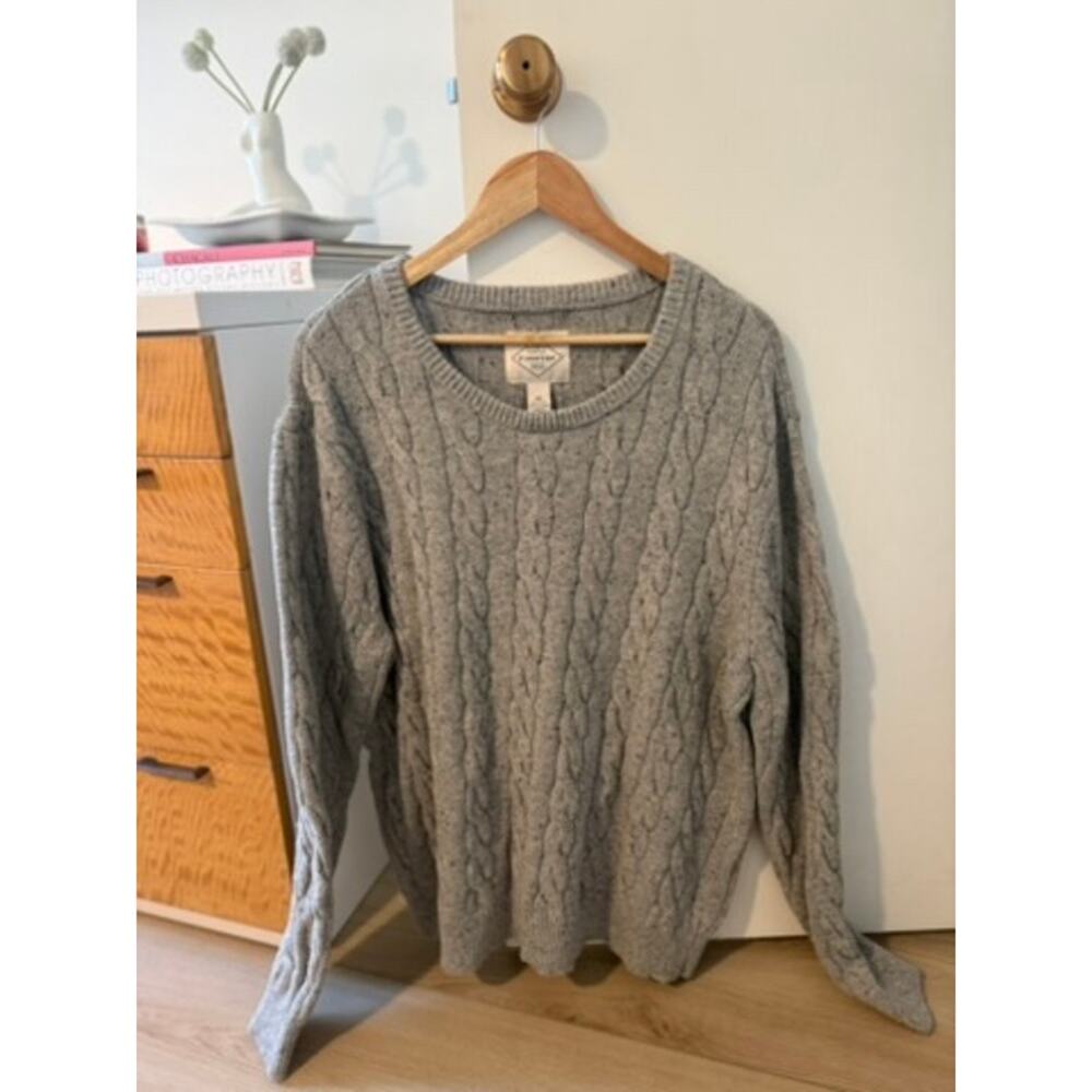 Cable Knit Sweater Cream Cozy Chunky Soft Minimalist Classic Winter Layering ✨‎